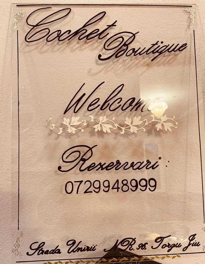Cochet Boutique Hotel Targu Jiu Bagian luar foto