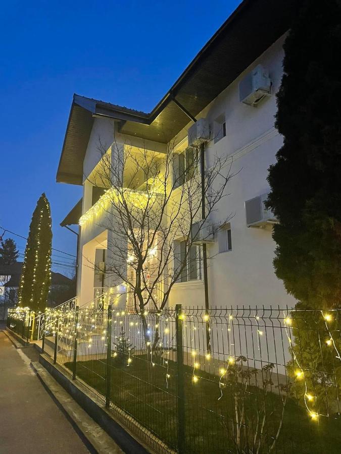 Cochet Boutique Hotel Targu Jiu Bagian luar foto